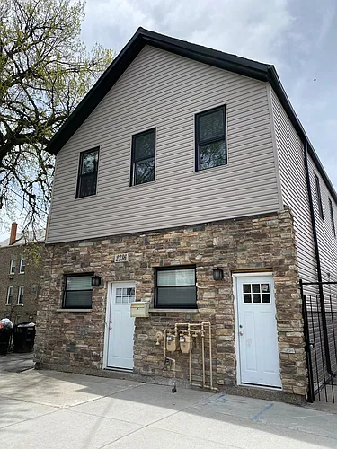 2236 S Wood St #G Photo 1