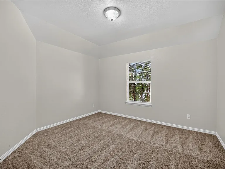 1145 Pedernales Trl — Photo 24