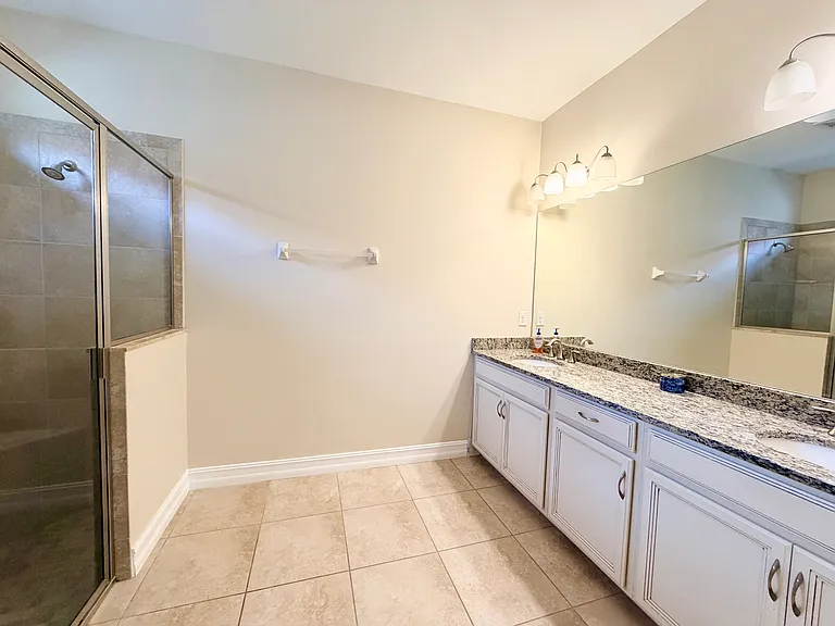 16432 Aberdeen Way — Photo 13