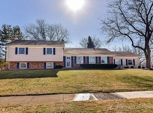 25W231 Mayflower Ave, Naperville, IL 60540