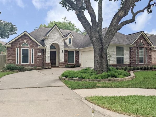 4611 Rainbow Valley Ct