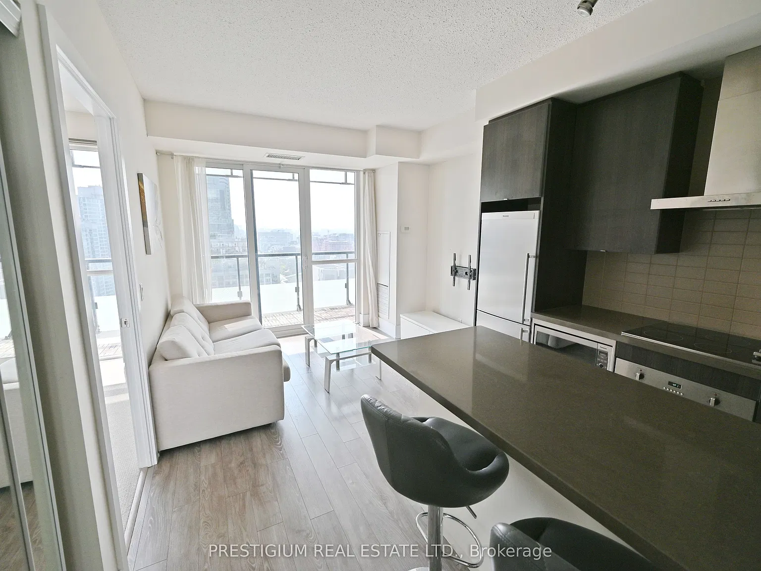 1 bed, $2,500 — Photo 3