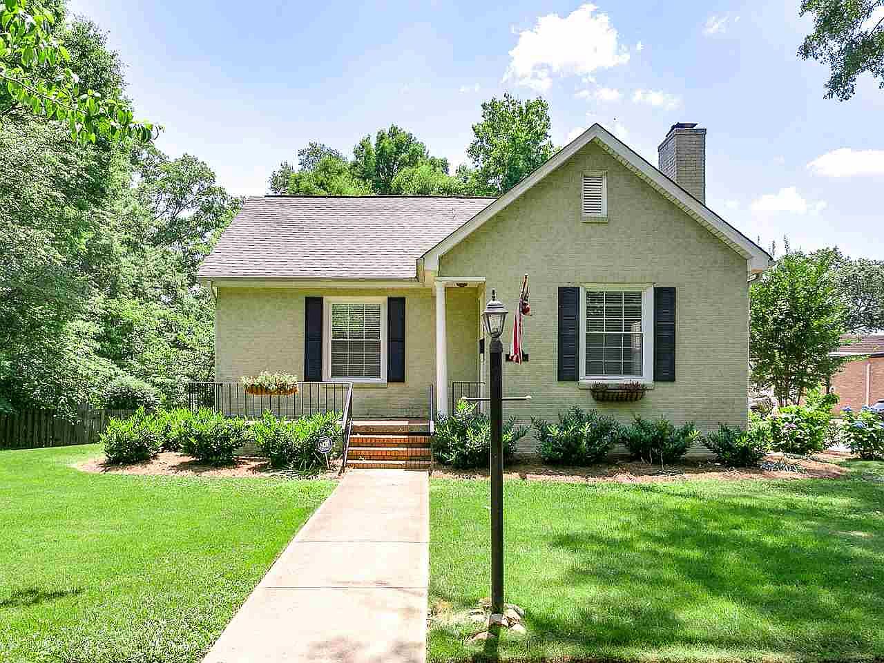 519 Poplar St Spartanburg SC 29302 Zillow