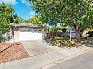 348 Spruce Ct, Vacaville, CA