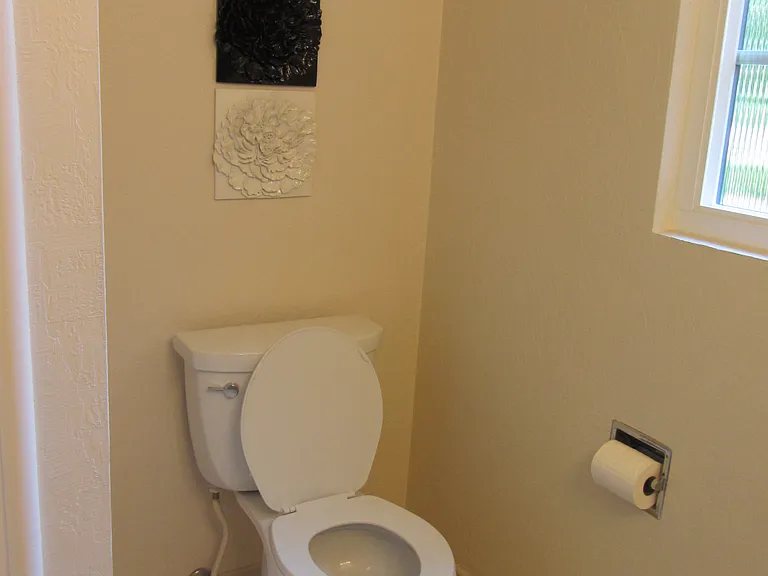 1220 W Mendocino Ave #1 — Photo 6