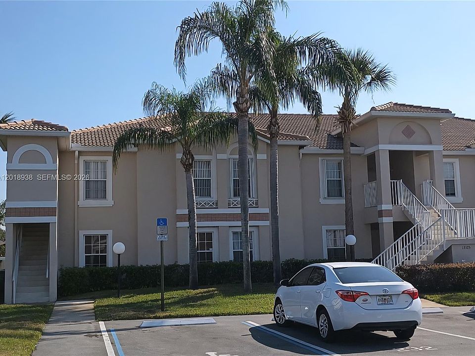 1st image of 13325 Fairway Glen Dr APT 201