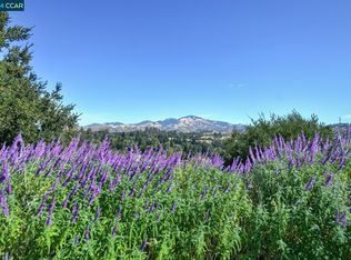 2132 Golden Rain Rd APT 7, Walnut Creek, CA 94595