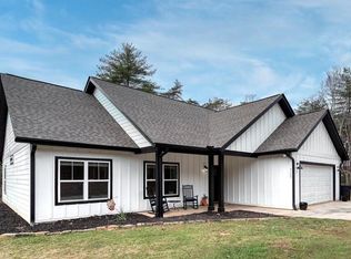 5155 Nottaway Rd, Young Harris, GA 30582