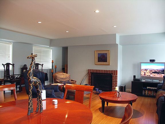 3rd image of 248 E 31st St APT 8A