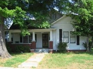 114 Burkett St, Jackson, TN 38301