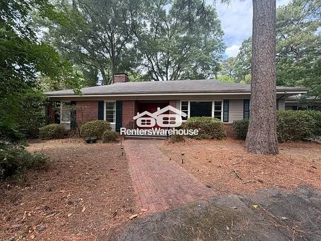 1020 Anderson St — Photo 4