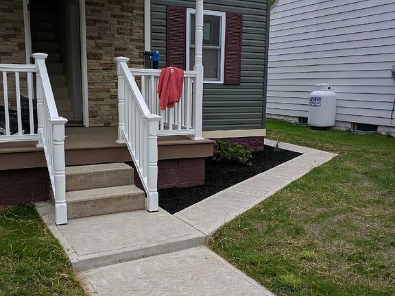 5th image of 109 Italy St
