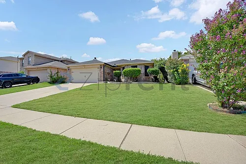 1012 Triple Crown Dr Photo 1