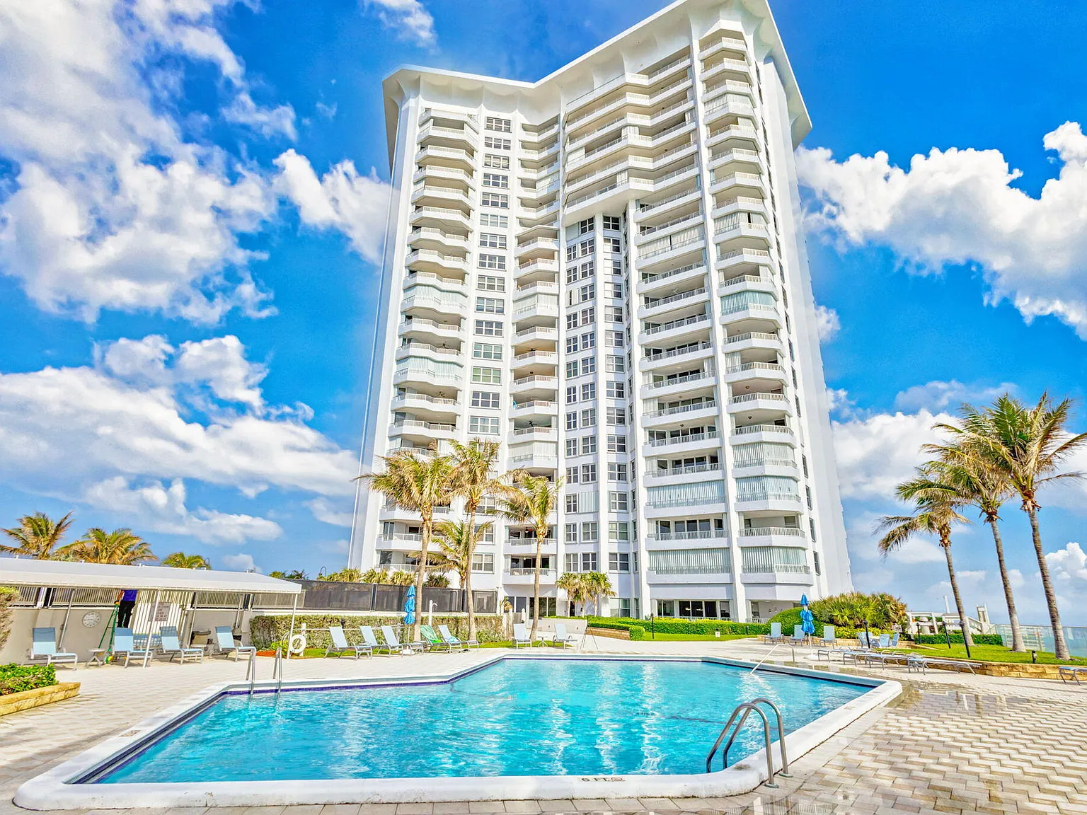 2 bed, 2.0 bath, 1604 sqft, $5,250 — Photo 1