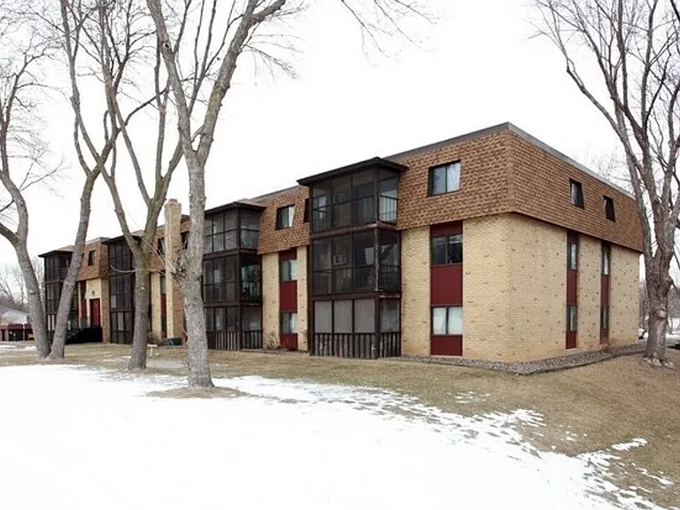 Northwood Apartments — Photo 18