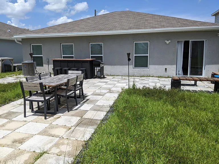 605 Lychee Ln — Photo 22