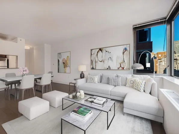 222 East 34th Street 1228 image 2 of 5