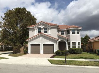 16425 SW 80th St, Miami, FL 33193