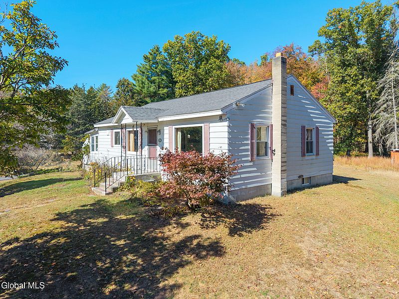 3rd image of 247 Louden Road