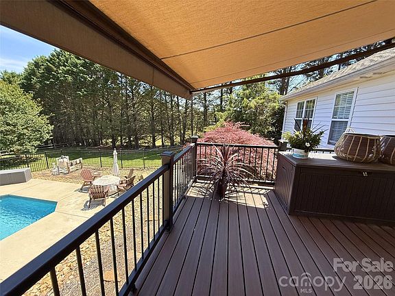 4th image of 218 Hauss Rd