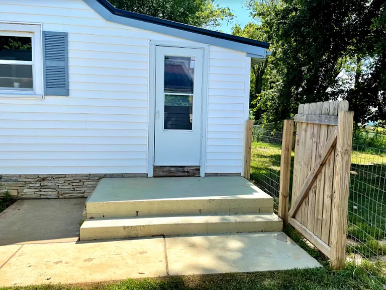 5411 E State Road 45 — Photo 5