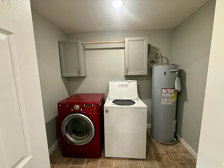 3708 Fielder Dr — Photo 4