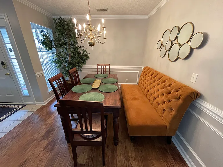 37 Rose Hill Dr — Photo 5