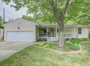 2008 Boudreau Dr, Urbana, IL 61801