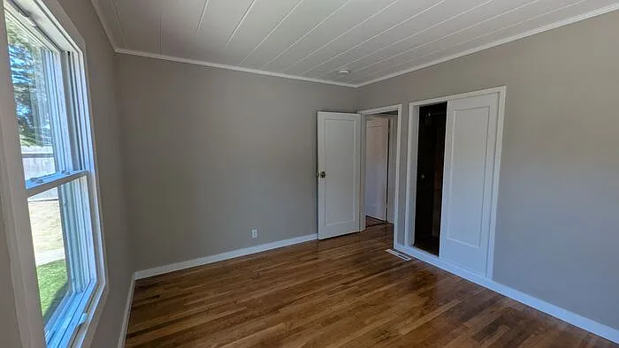 813 Cypress St — Photo 15