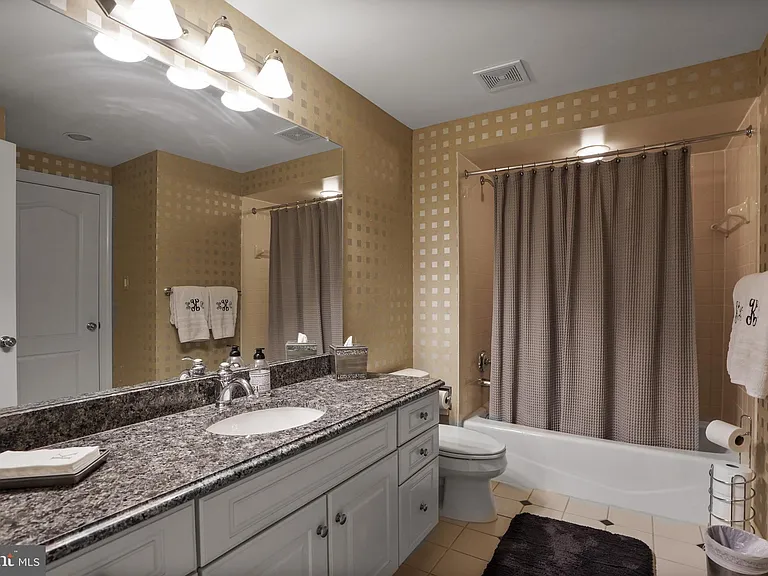 9864 Walker Glen Ct — Photo 40