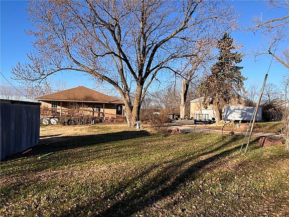2nd image of 30119 171st St