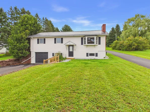 100 Hanson Lake Road, Mapleton, ME 04757
