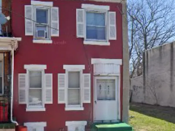 902 Mount Ephraim Ave, Camden, NJ 08103