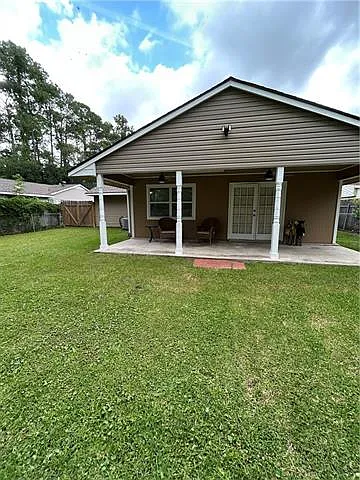 221 Martin Ln — Photo 17
