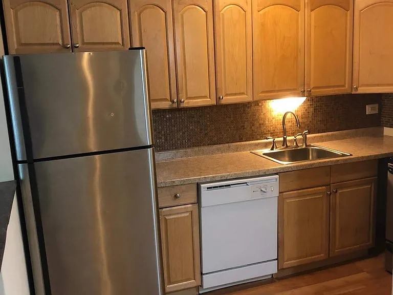 710 Washington Blvd — Photo 8