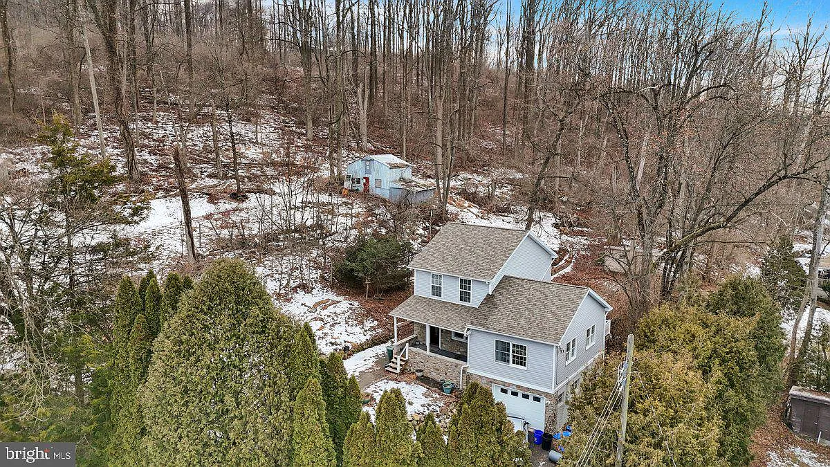 1819 Welsh Rd photo 1