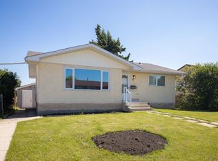 11 E Oxbow St, Red Deer, AB T4N5C3