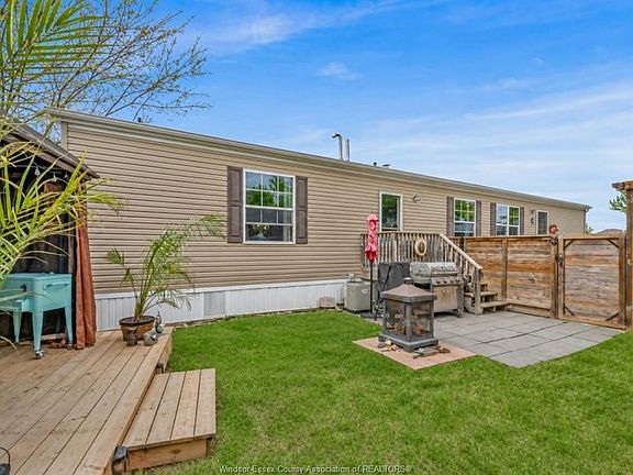 5th image of 1 Oak Ct