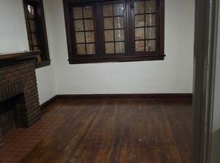 (Undisclosed Address), Akron, OH 44310