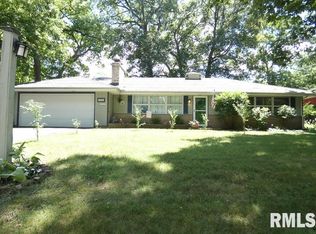 1734 E Maple Ridge Dr, Peoria, IL 61614