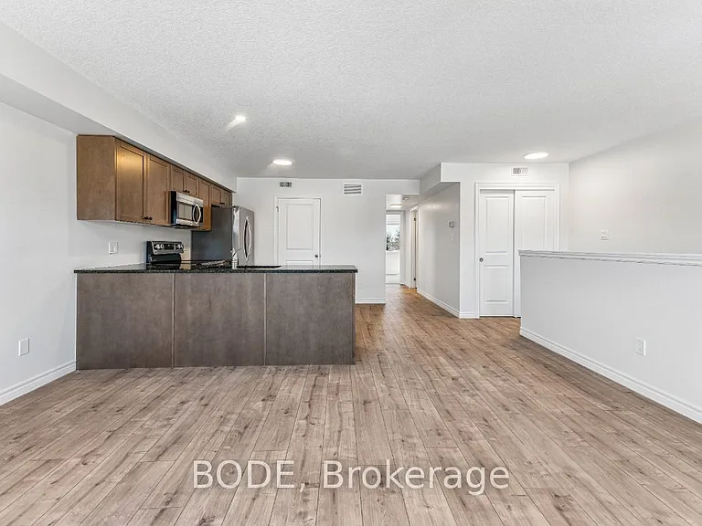 200 Brantwood Park Rd #28 — Photo 10