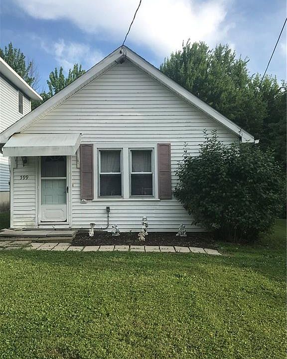 1st image of 599 Dawn Ave