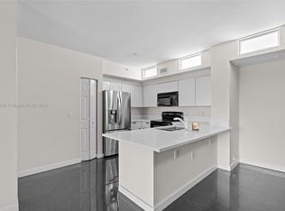 2351 W Preserve Way APT 105, Hollywood, FL 33025