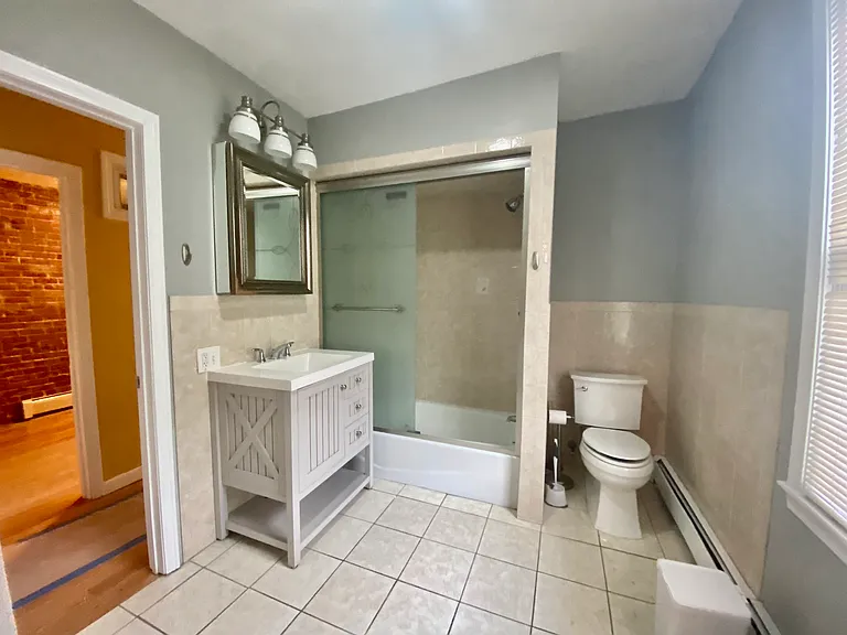 250 Western Ave — Photo 10