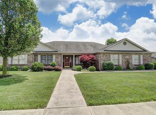 117 Magdelena Dr, Englewood, OH 45322