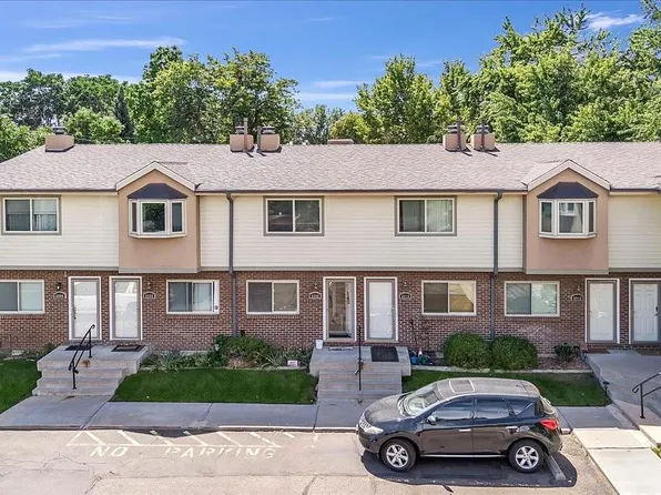 6908 W 48th Avenue, Wheat Ridge, CO 80033