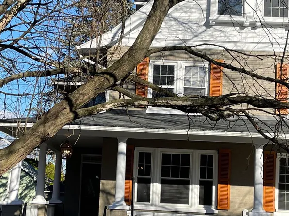 227 Cocoa Ave, Hershey, PA 17033