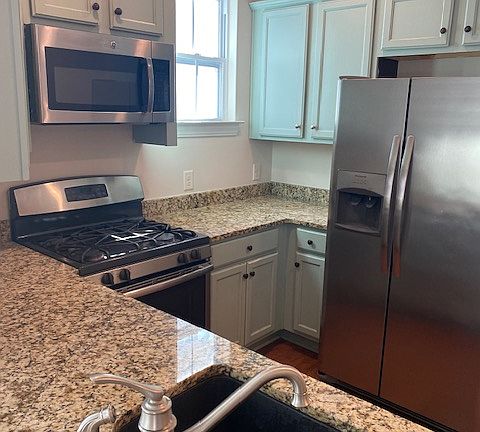 5th image of 4955 W Liberty Park Cir