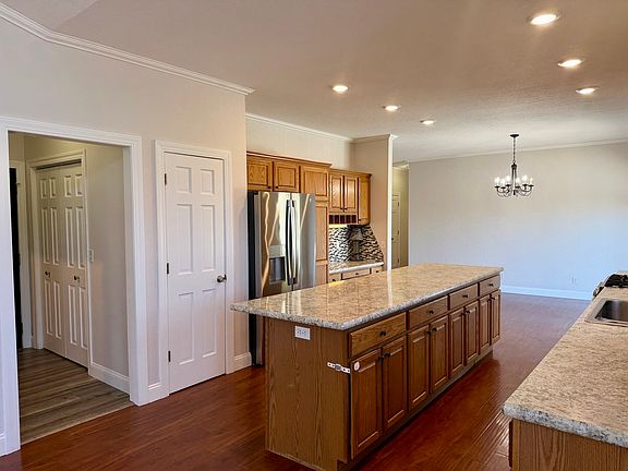 4th image of 20922 Cattail Rd