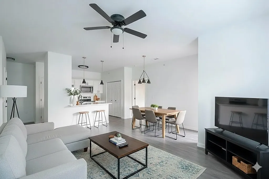 LA SIERRA APARTMENTS — Photo 3
